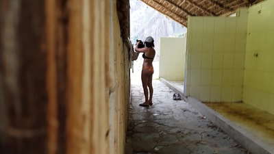 Batsa 'yar makaranta