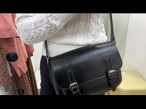 ❤️ Masturbation na jama'a na matashiyar mace FeralBerry tare da dildo a cikin dakin da ya dace ️  a batsa% ha.teenactivewear.ru  ❌❤
